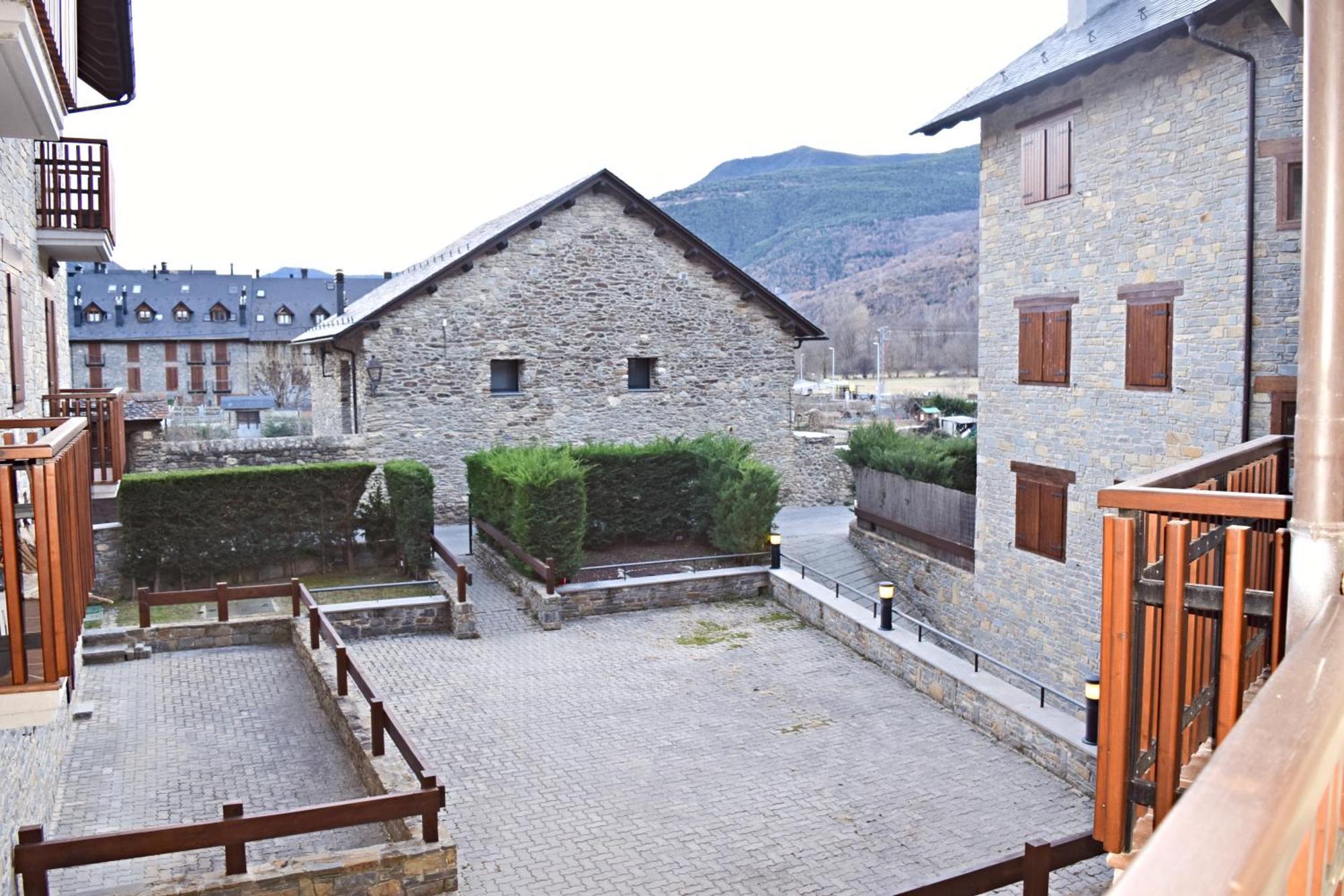 Apartamento Casovall Apartment Esterri d'Àneu Exterior photo